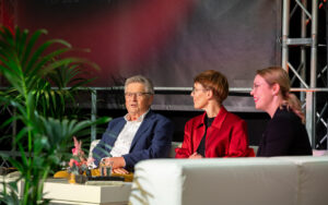 Buehnenprogramm beim IDT-Jubiläum
